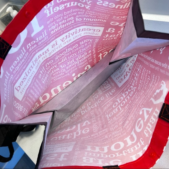 USED-Lululemon Large Reusable Shopping Bag-Motivational Messages-Black White Red - Picture 9 of 9